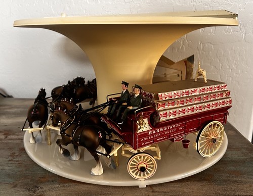 Budweiser clydesdale carousel - clydesdale,